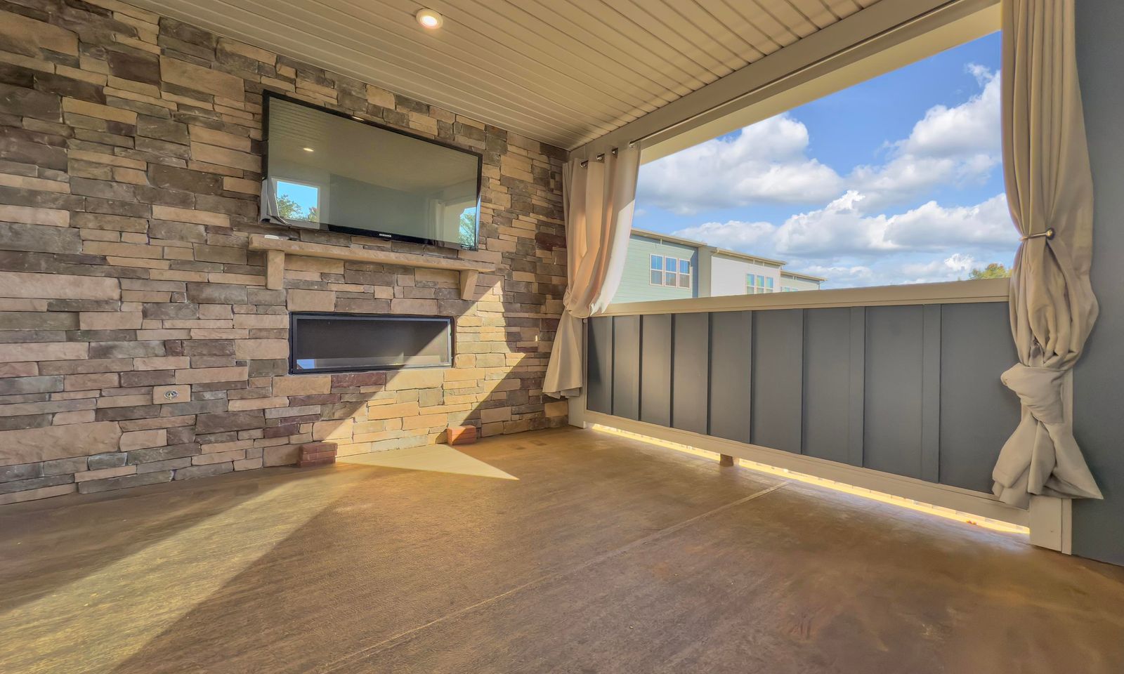 Property image 5 at 25 Questover Drive, Greenville, SC 29607