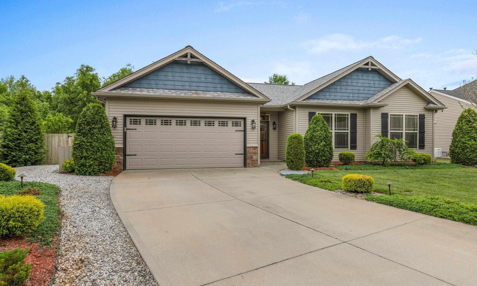 Property image 3 at 268 Finley Hill Court, Simpsonville, SC 29681