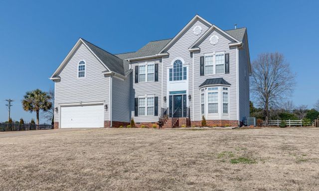 105 Carsons Pond Drive