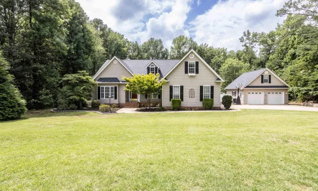 241 Shannon Lake Circle