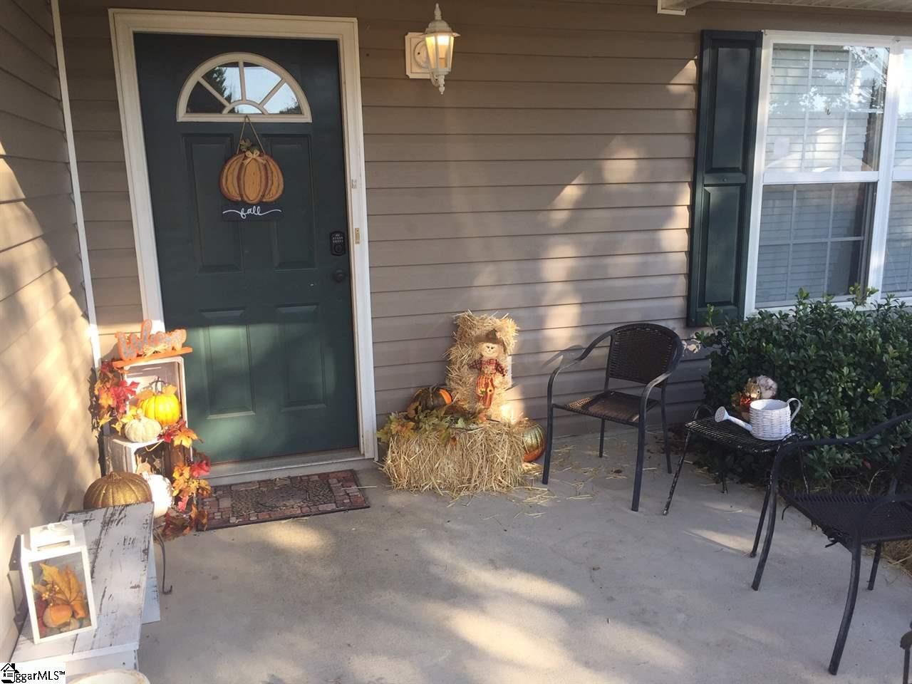 Property image 1 at 302 London Drive, Laurens, SC 29360