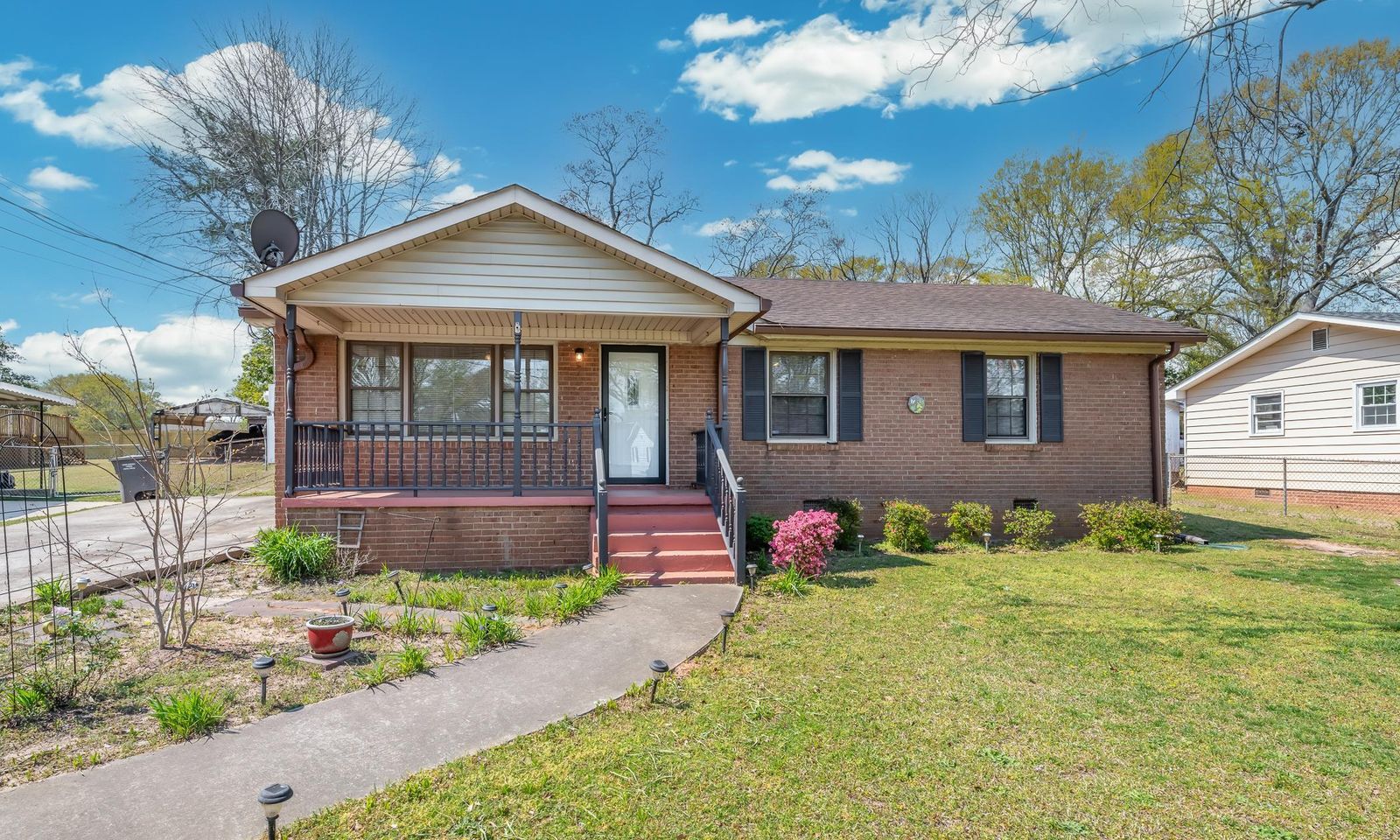 Property image 1 at 804 S Texas Avenue, Greenville, SC 29611