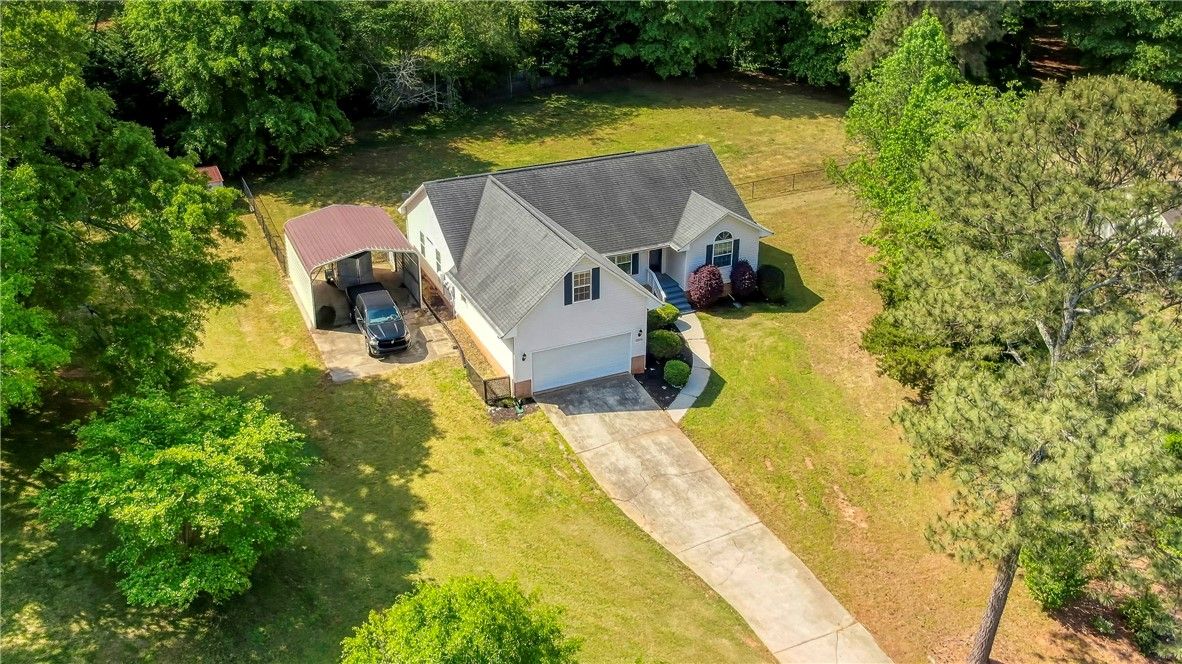 Property image 2 at 1105A Versailles Avenue, Anderson, SC 29625