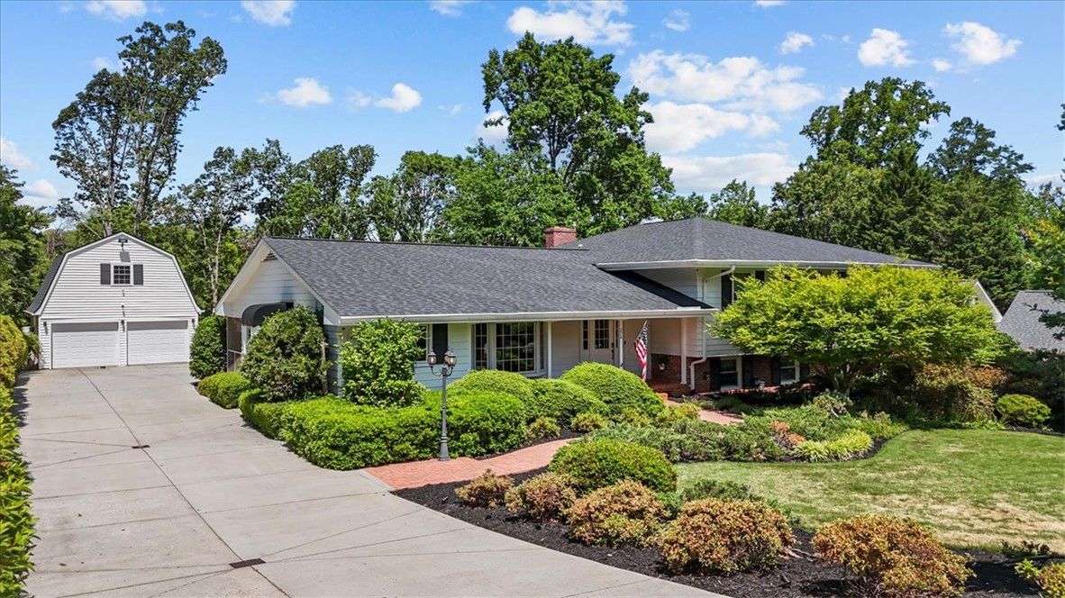 Main image of property at 224 Sheffield Road, Greer, SC 29651
