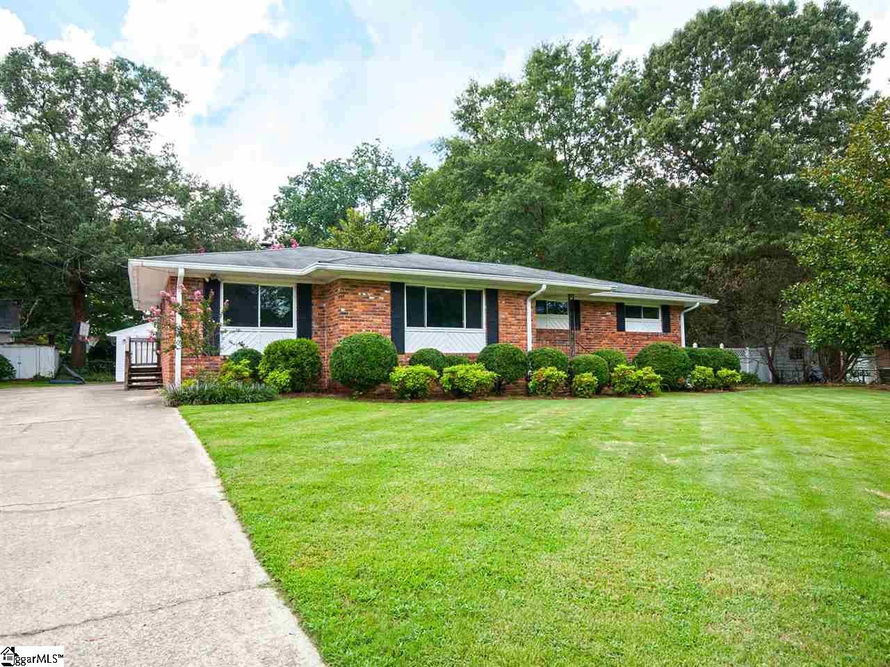 Property image 2 at 12 Ashwood Avenue, Greenville, SC 29607