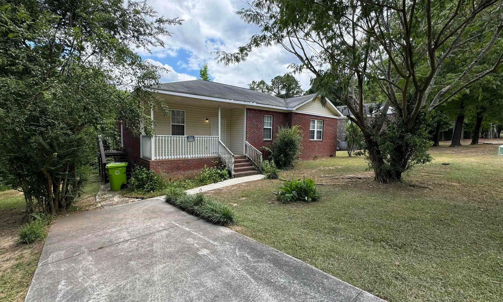 Main image of property at 821 Aaron Drive, Columbia, SC 29203-1948