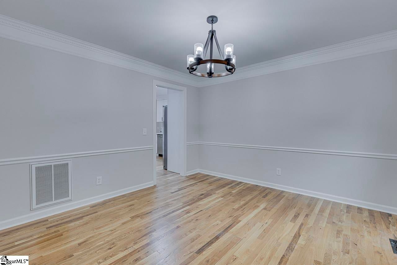 Property image 5 at 703 Creekview Drive, Greenville, SC 29607