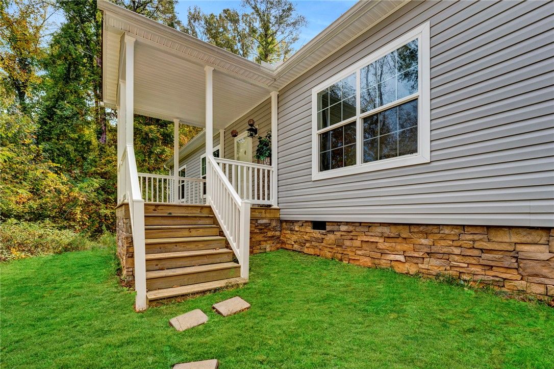 Property image 4 at 417 Indian Trail, Taylors, SC 29687