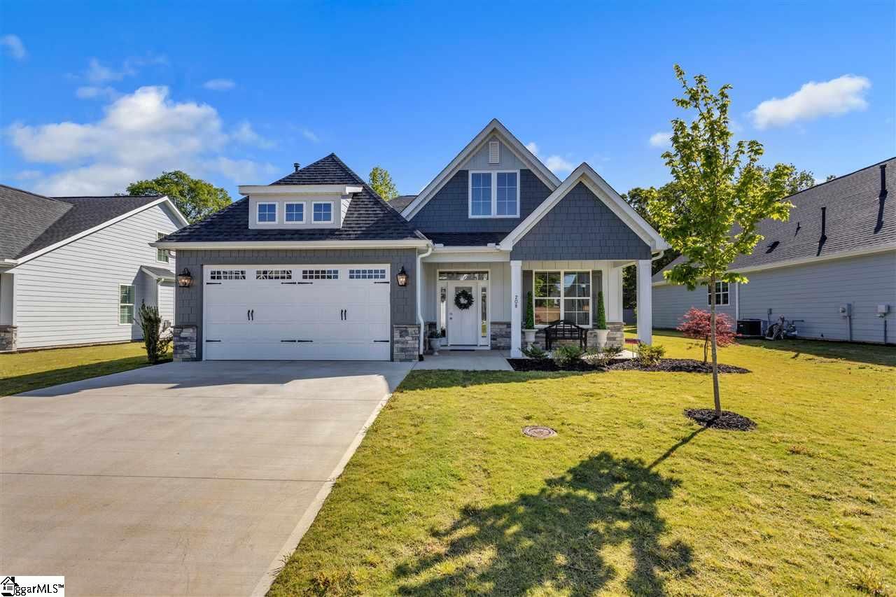 Property image 1 at 208 Fernbrook Trail, Greenville, SC 29615