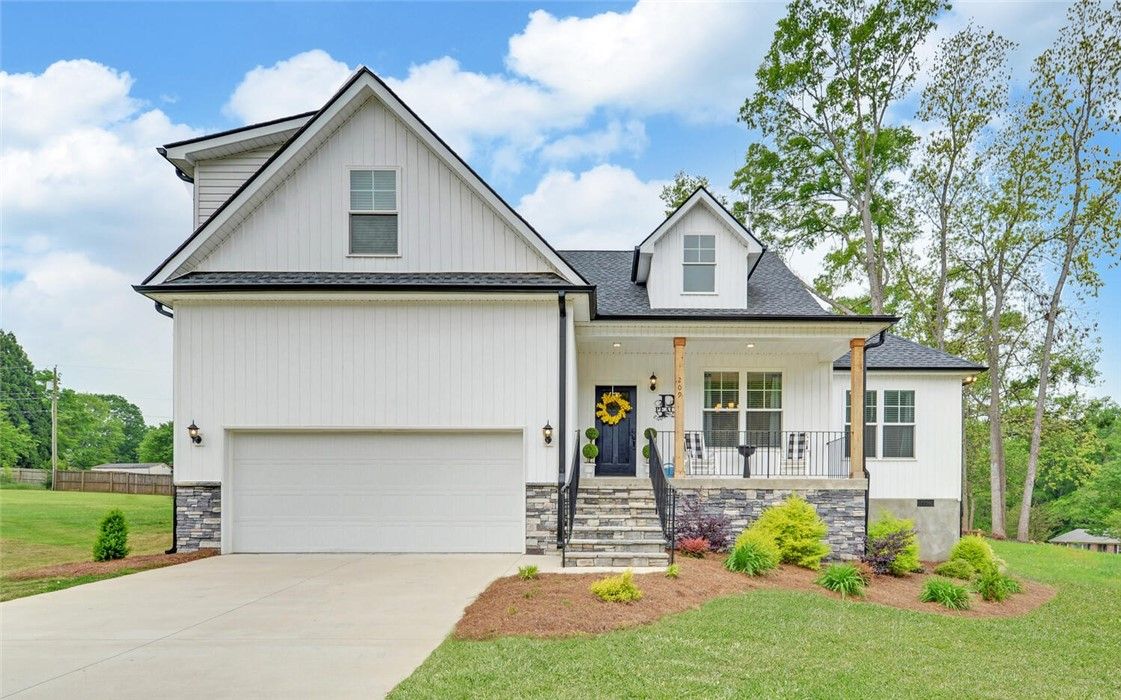 Main image of property at 209 Driftwood Drive, Anderson, SC 29621