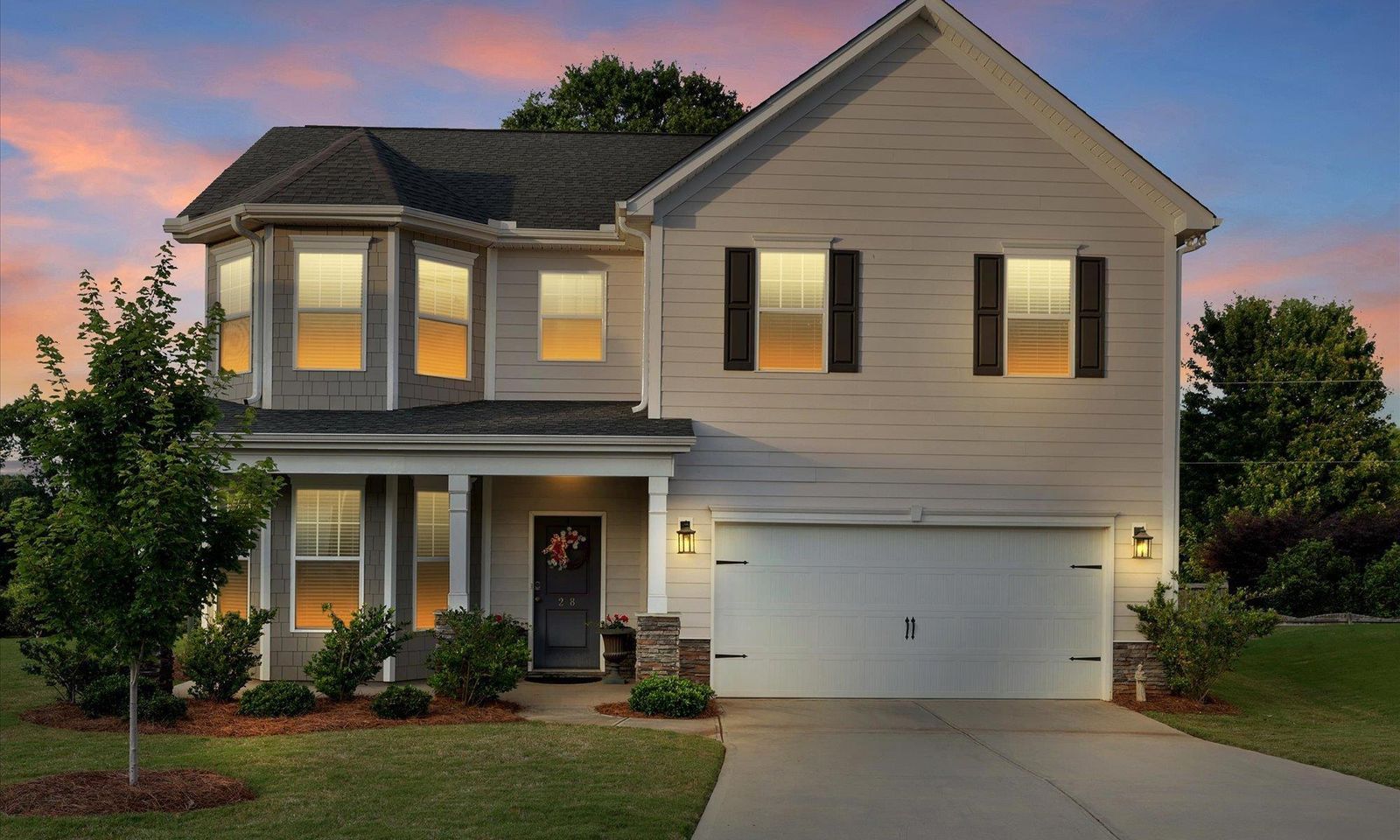 Main image of property at 28 Fowler Oaks Lane, Simpsonville, SC 29681-4092