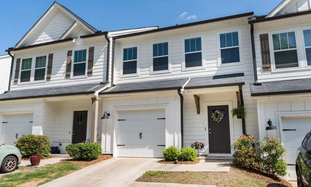 15 Grey Oak Trail
