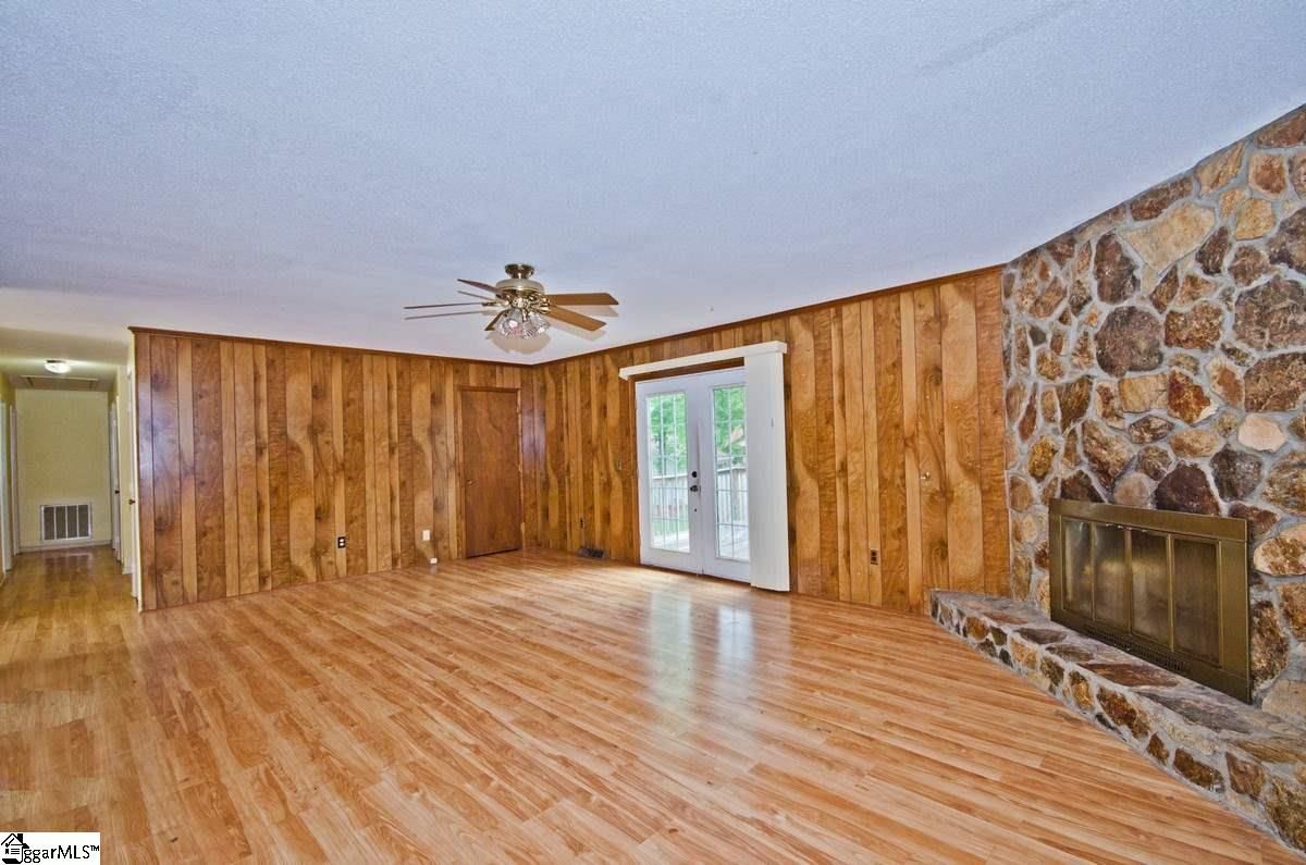 Property image 4 at 114 Ment Drive, Simpsonville, SC 29680