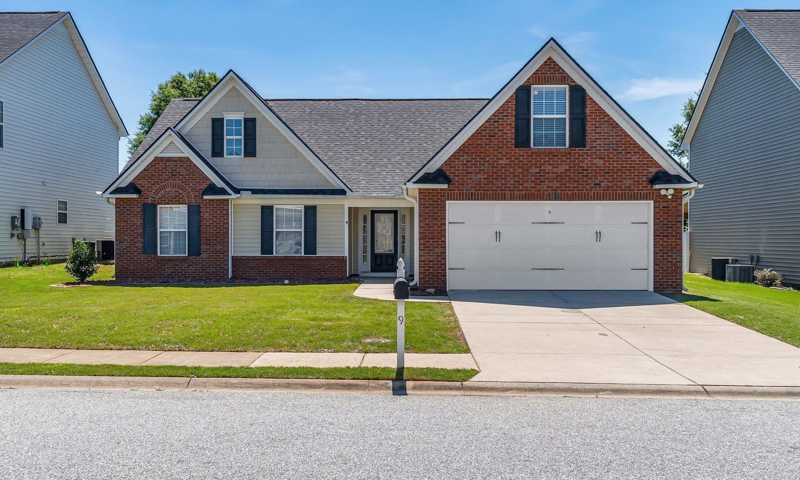 Property image 1 at 9 Kirkshire Lane, Simpsonville, SC 29680