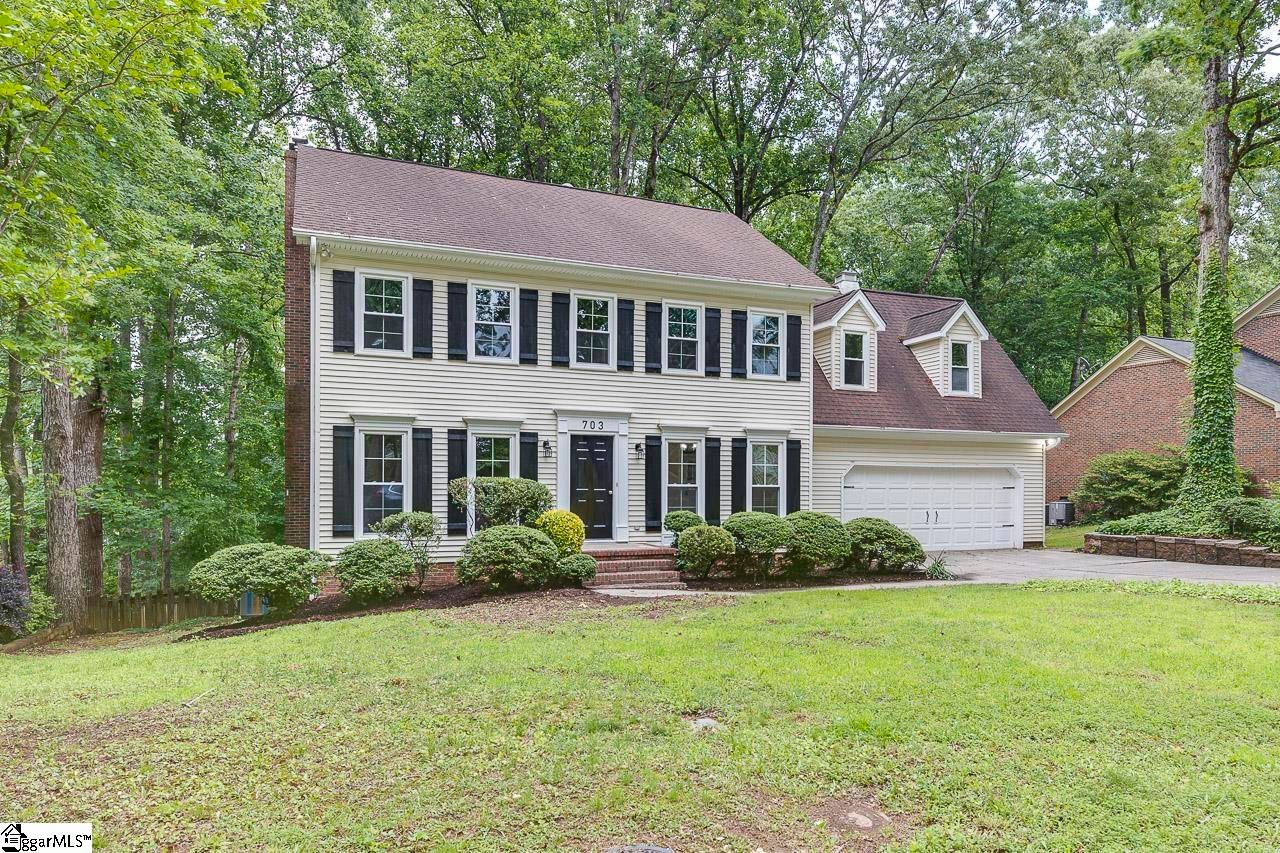 Property image 2 at 703 Creekview Drive, Greenville, SC 29607