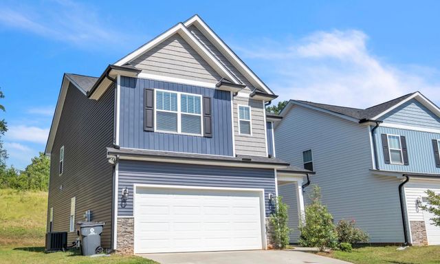 202 Rosewood Circle
