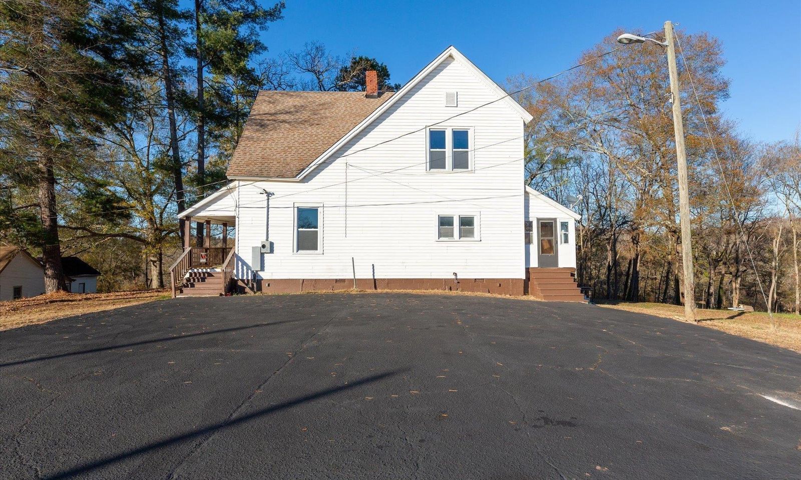 Property image 3 at 20 Green Street, Pelzer, SC 29669