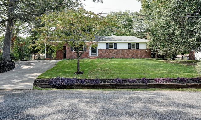 315 Pinnacle Drive