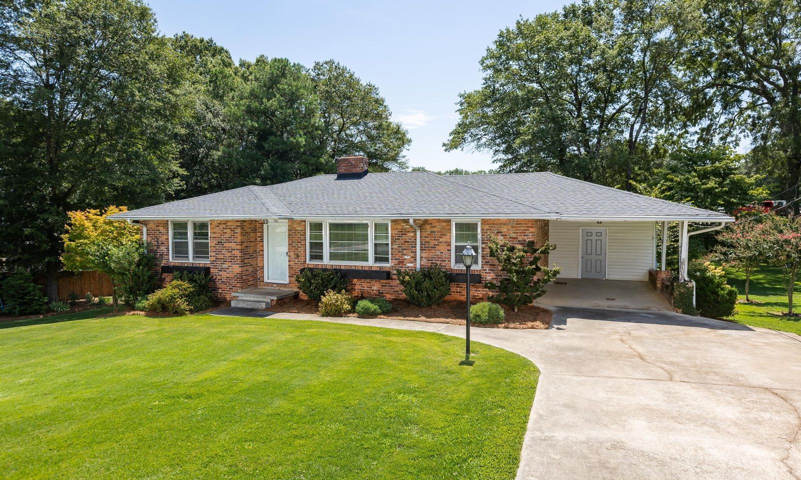 Main image of property at 110 Morgan Circle, Simpsonville, SC 29681