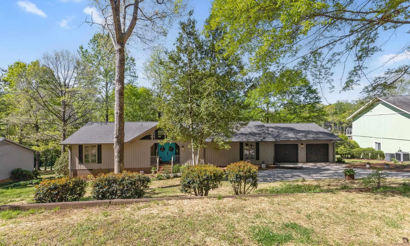 Pebble Creek, Taylors Community