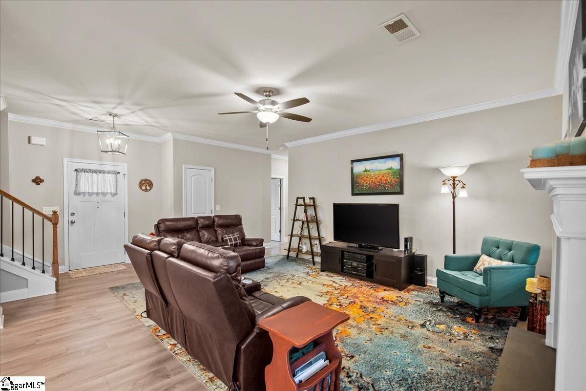 Property image 3 at 104 Silverlimb Lane, Taylors, SC 29687