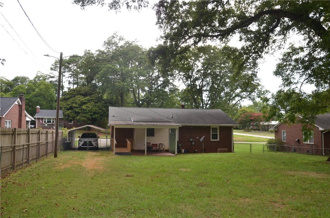 Property image 2 at 3203 Algonquin Avenue, Anderson, SC 29626
