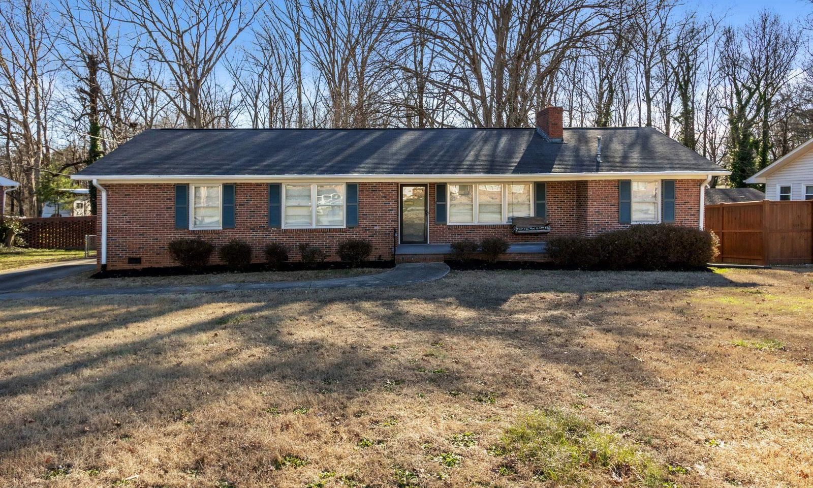 Property image 1 at 6 Everest Street, Taylors, SC 29687