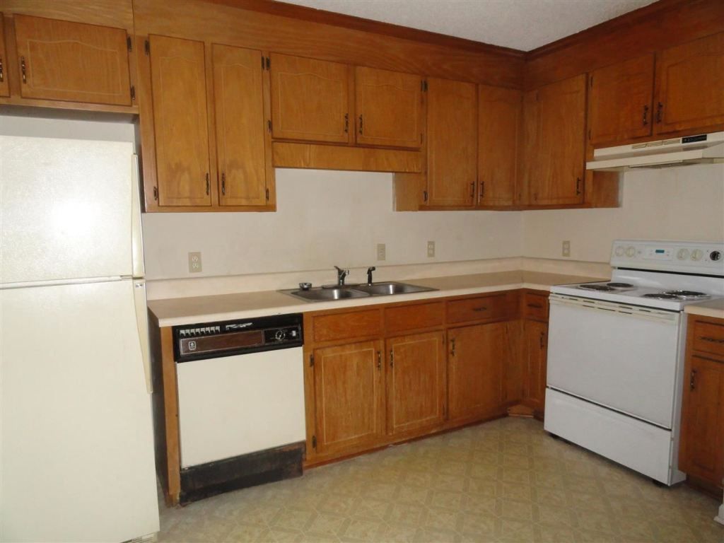 Property image 2 at 420 Simpson Road, Anderson, SC 29621