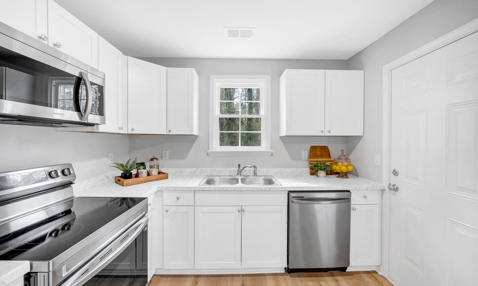Property image 3 at 1523 Hatcher Drive, Columbia, SC 29203