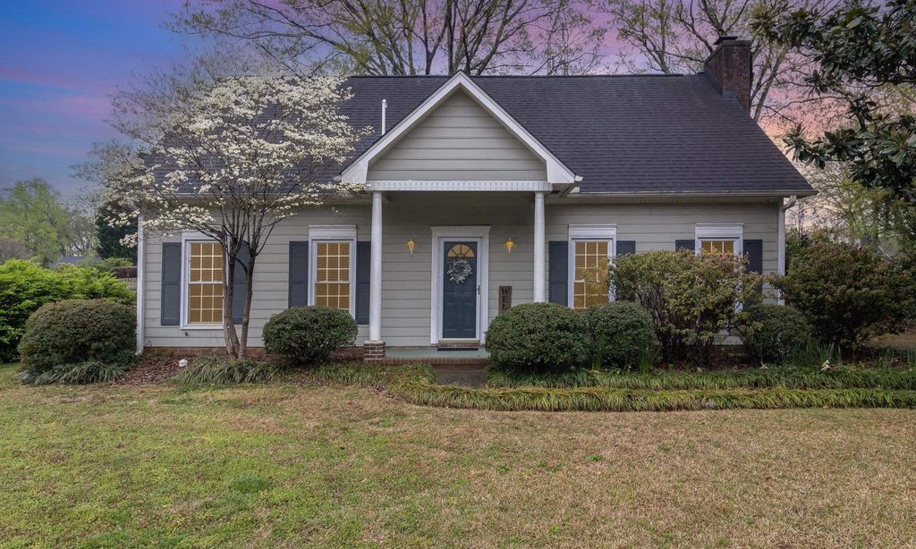102 Crowndale Drive