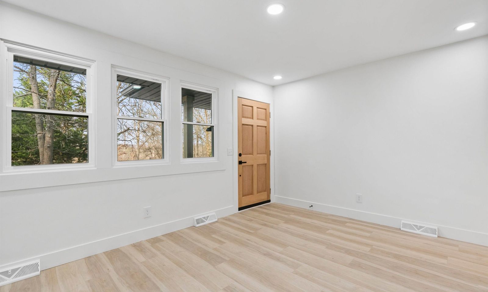 Property image 3 at 105 Bivings Drive, Duncan, SC 29334