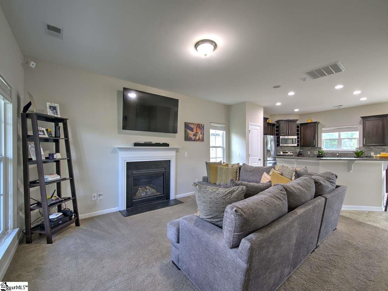 Property image 5 at 311 Gibby Lane, Simpsonville, SC 29681-3876