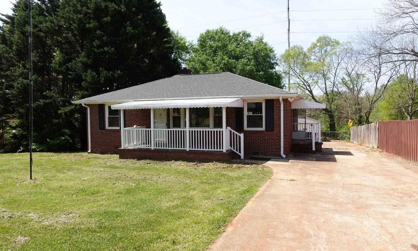 Property image 2 at 9 E Sable Court, Greenville, SC 29617-1309