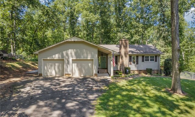 121 Spring Valley Road