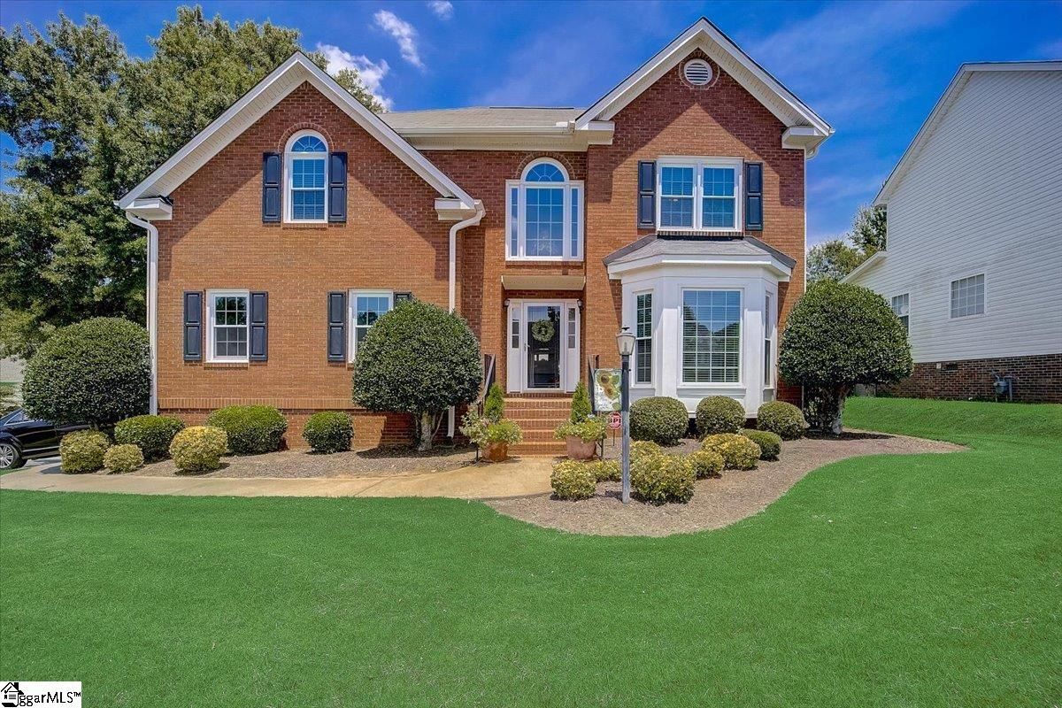Main image of property at 11 Bushberry Way, Greer, SC 29650