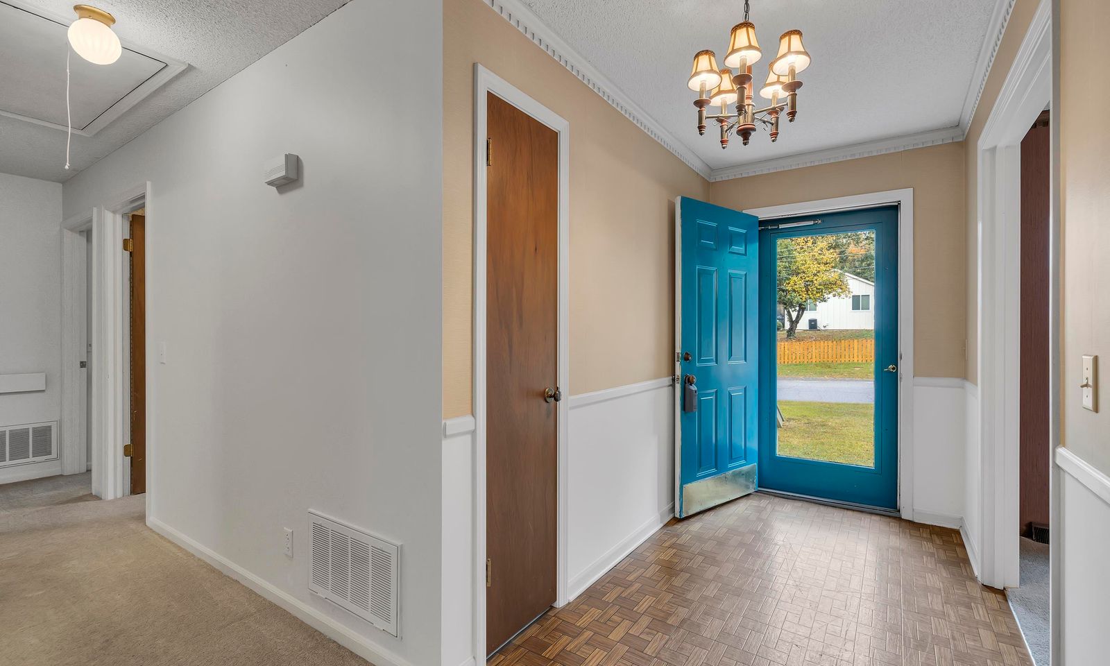 Property image 3 at 1 Idonia Drive, Taylors, SC 29687