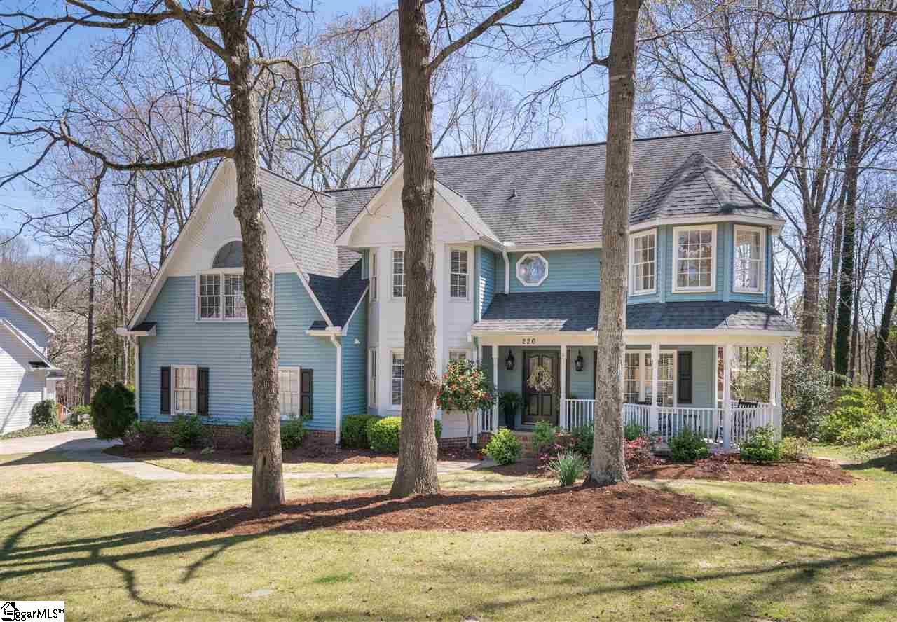 Property image 2 at 220 E Thistle Lane, Greenville, SC 29615