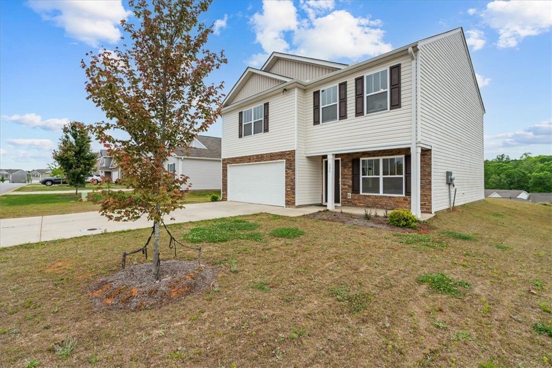 Property image 2 at 235 Millhone Way, Pendleton, SC 29670