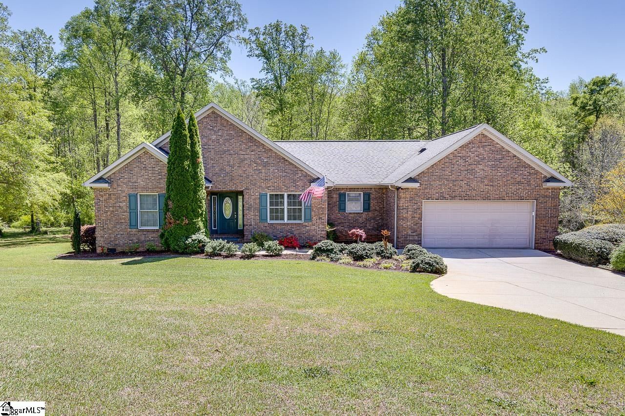 Property image 1 at 310 Sandra Lane, Woodruff, SC 29388