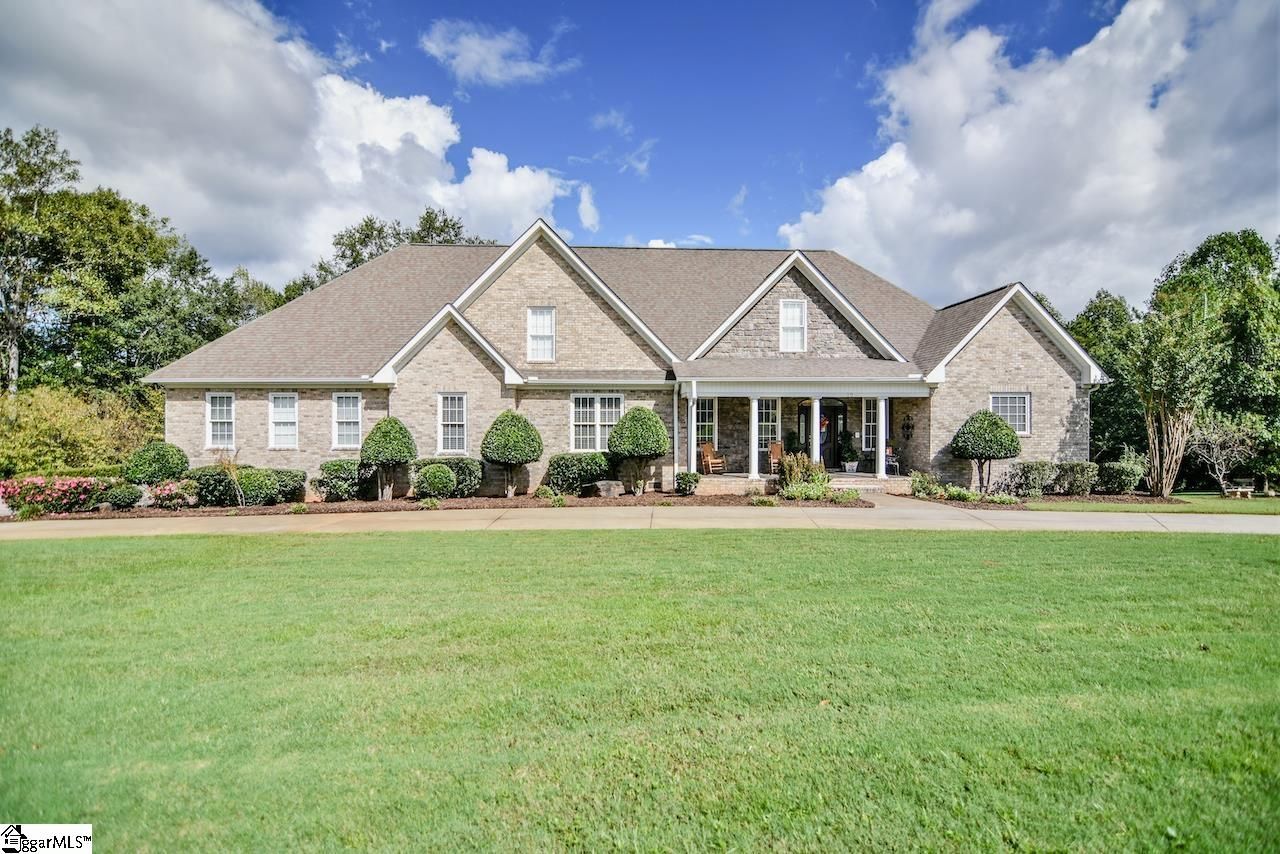 Property image 1 at 10 Jenkins Farm Way, Simpsonville, SC 29680