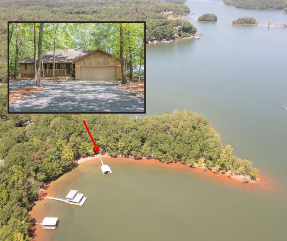 Paradise Point, Townville Community