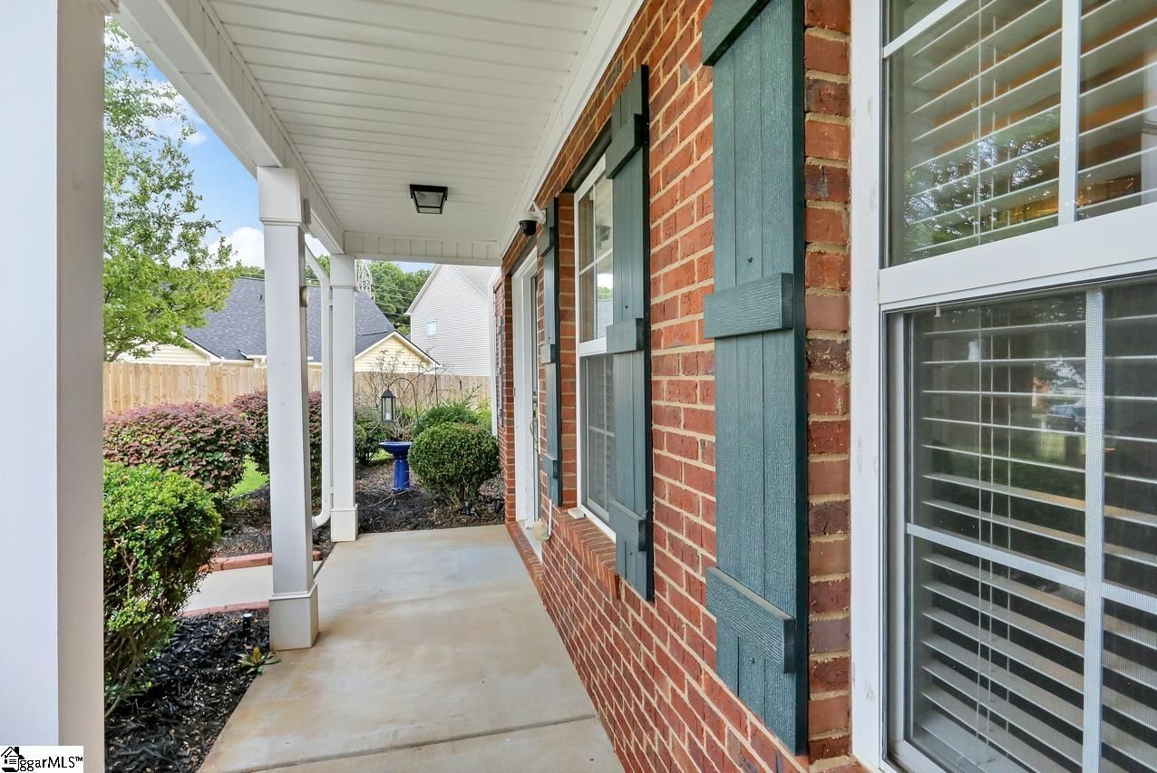 Property image 4 at 5 Candyce Court, Simpsonville, SC 29680