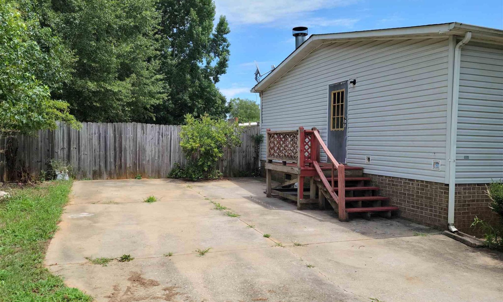 Property image 2 at 106 Evert Court, Piedmont, SC 29673