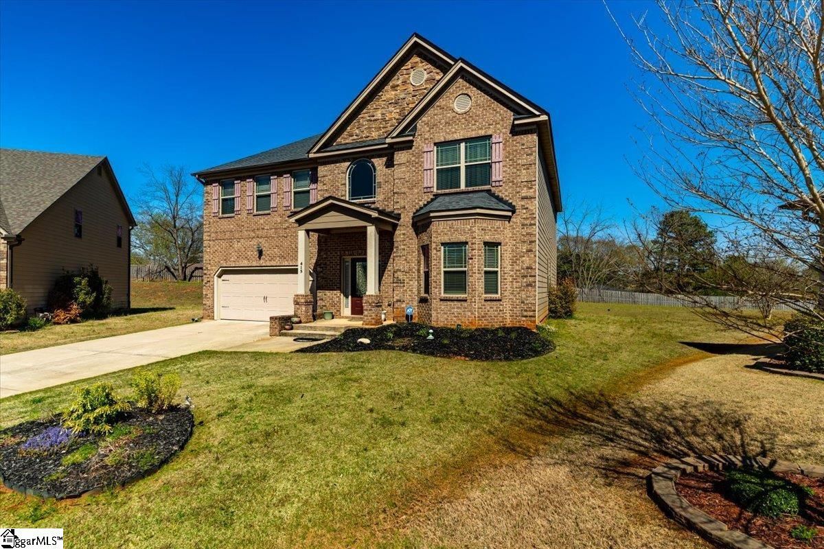 Property image 2 at 415 Sunnybrook Lane, Greer, SC 29650