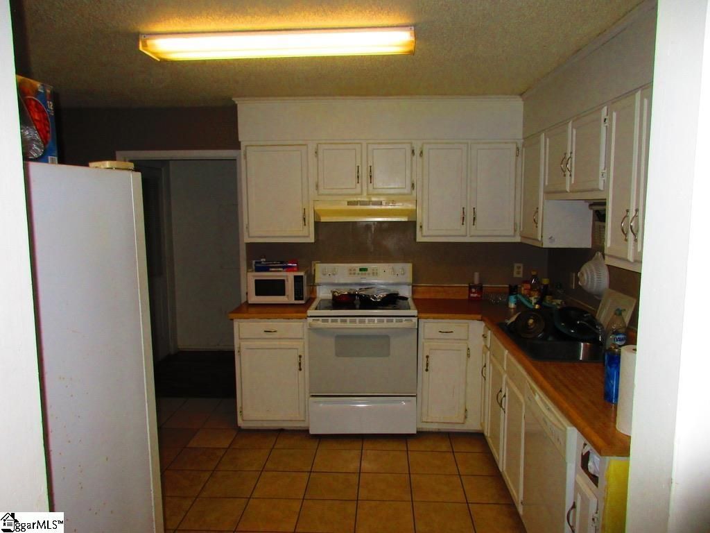 Property image 4 at 14 Woodbend Court, Mauldin, SC 29662-2828