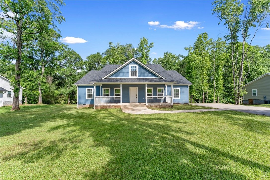 Property image 2 at 135 Boxwood Lane, Anderson, SC 29621