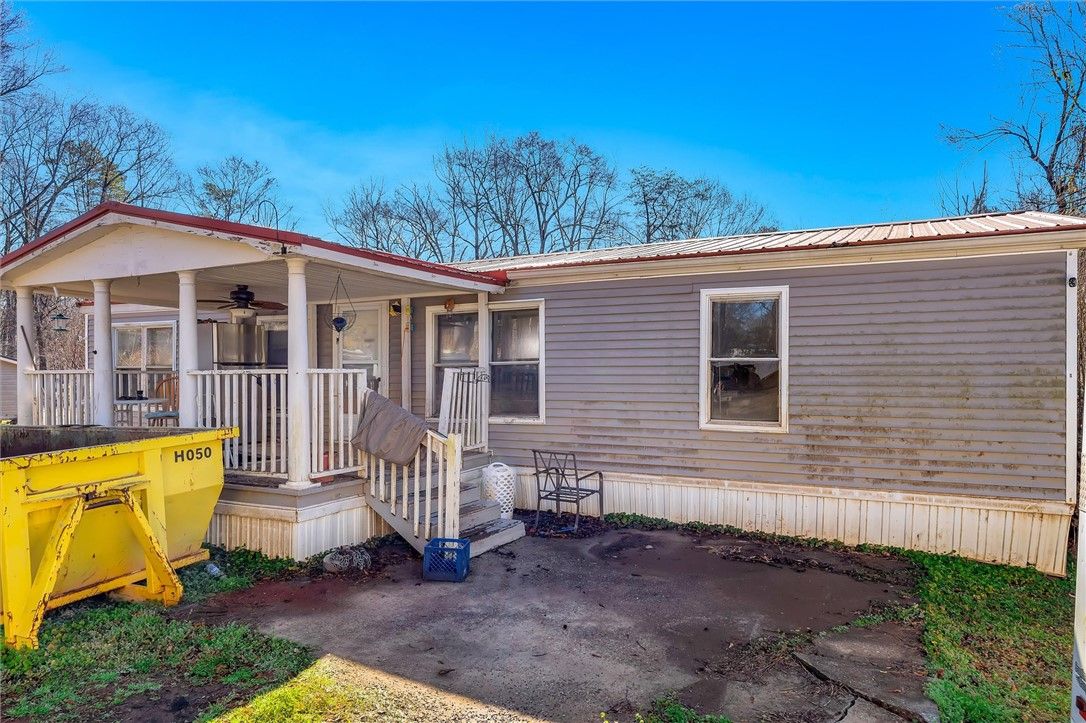 Main image of property at 108 Shady Acres Circle, Greenville, SC 29611