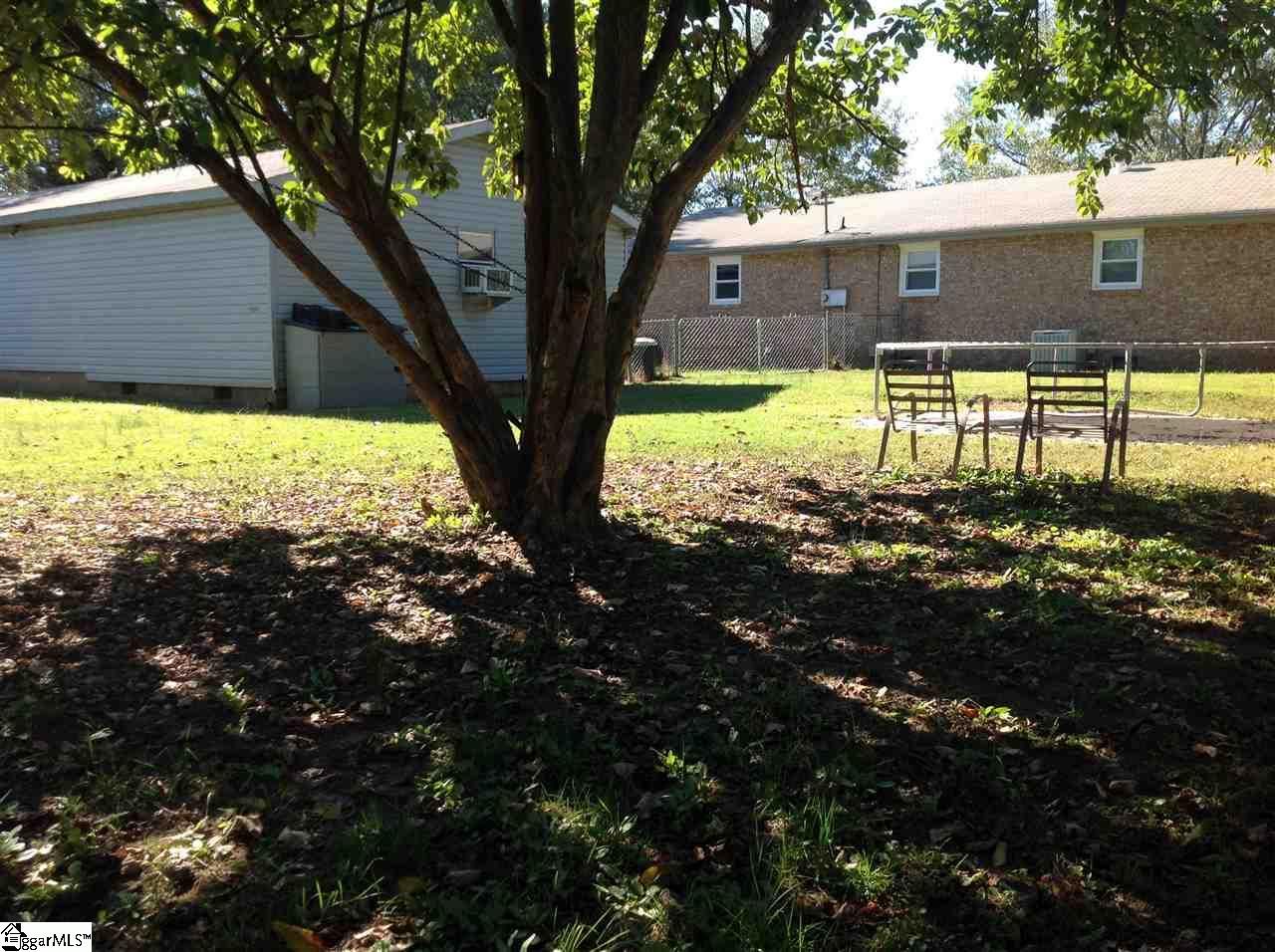 Property image 4 at 105 Center Street, Williamston, SC 29697