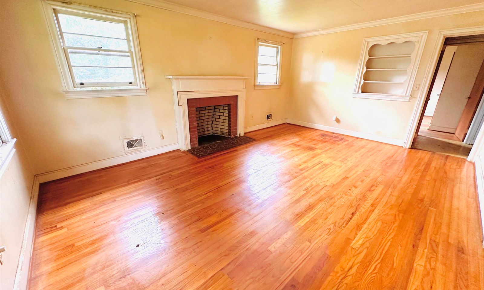 Property image 5 at 111 Tanglewood Drive, Greenville, SC 29611