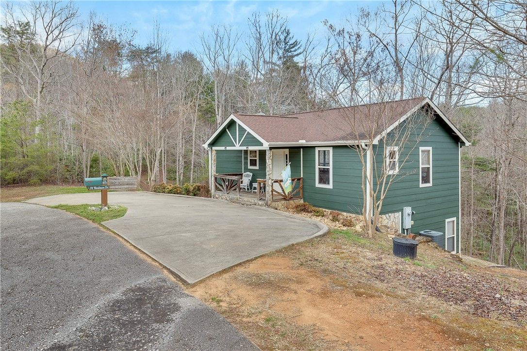 Property image 3 at 370 Woodmere Drive, Pickens, SC 29671